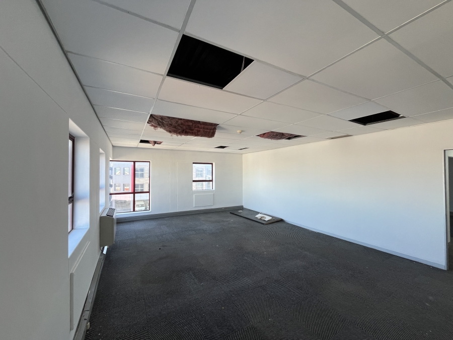 To Let commercial Property for Rent in Bo Oakdale Western Cape